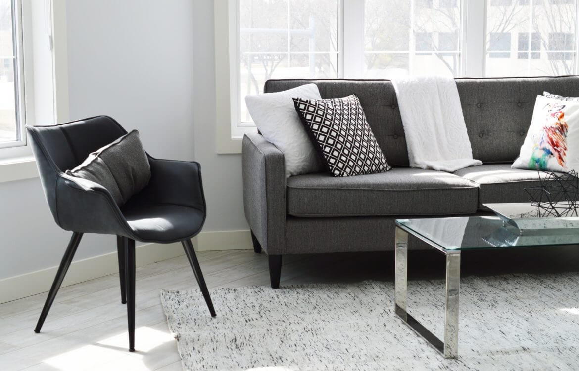 8 Incredibly Comfy Living Room Chairs - Reviews and Guide 2022