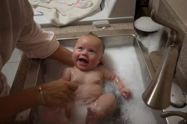 post-beach-baby-bath